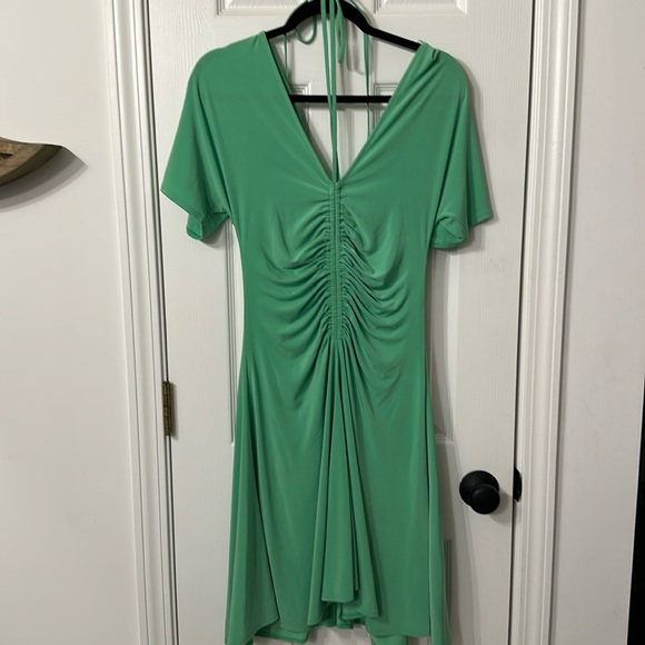 Like new WHBM Green Dress - Picture 1 of 3